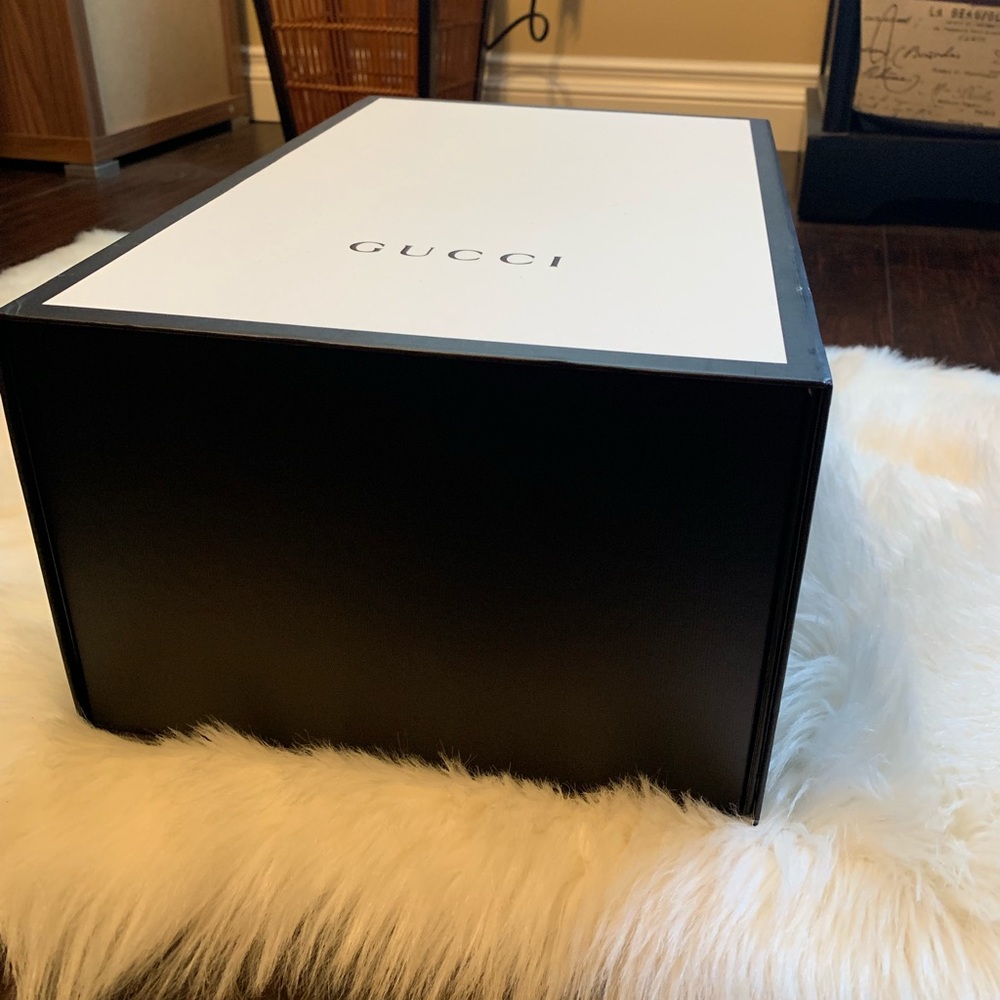 Authentic Gucci Box - Picture 2 of 4